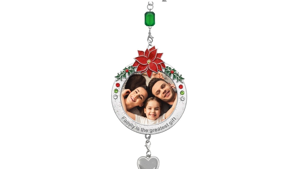 2740 - FAMILY IS THE GREATEST GIFT PHOTO ORNAMENT